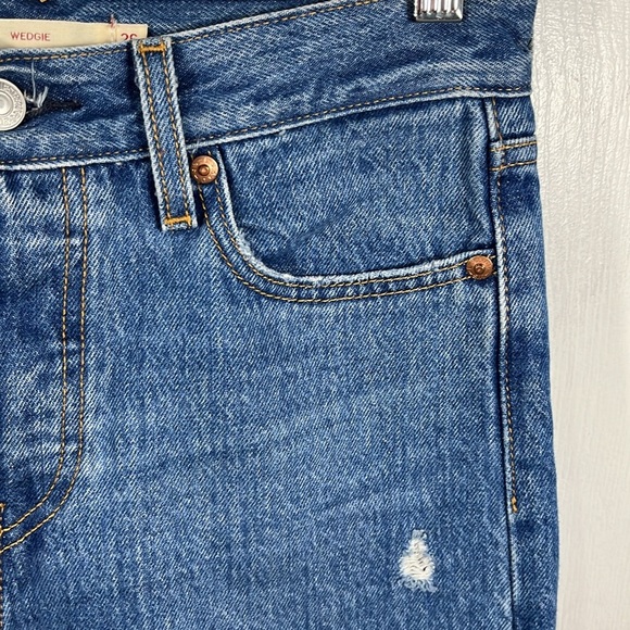 Levi’s premium denim distressed 501 wedgies - Picture 4 of 11